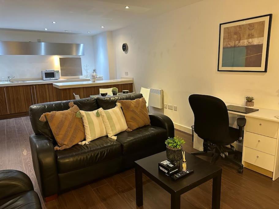 Heart Of Bham Free Parking - Walk To Everything/1 Min From New St Station 버밍엄 외부 사진